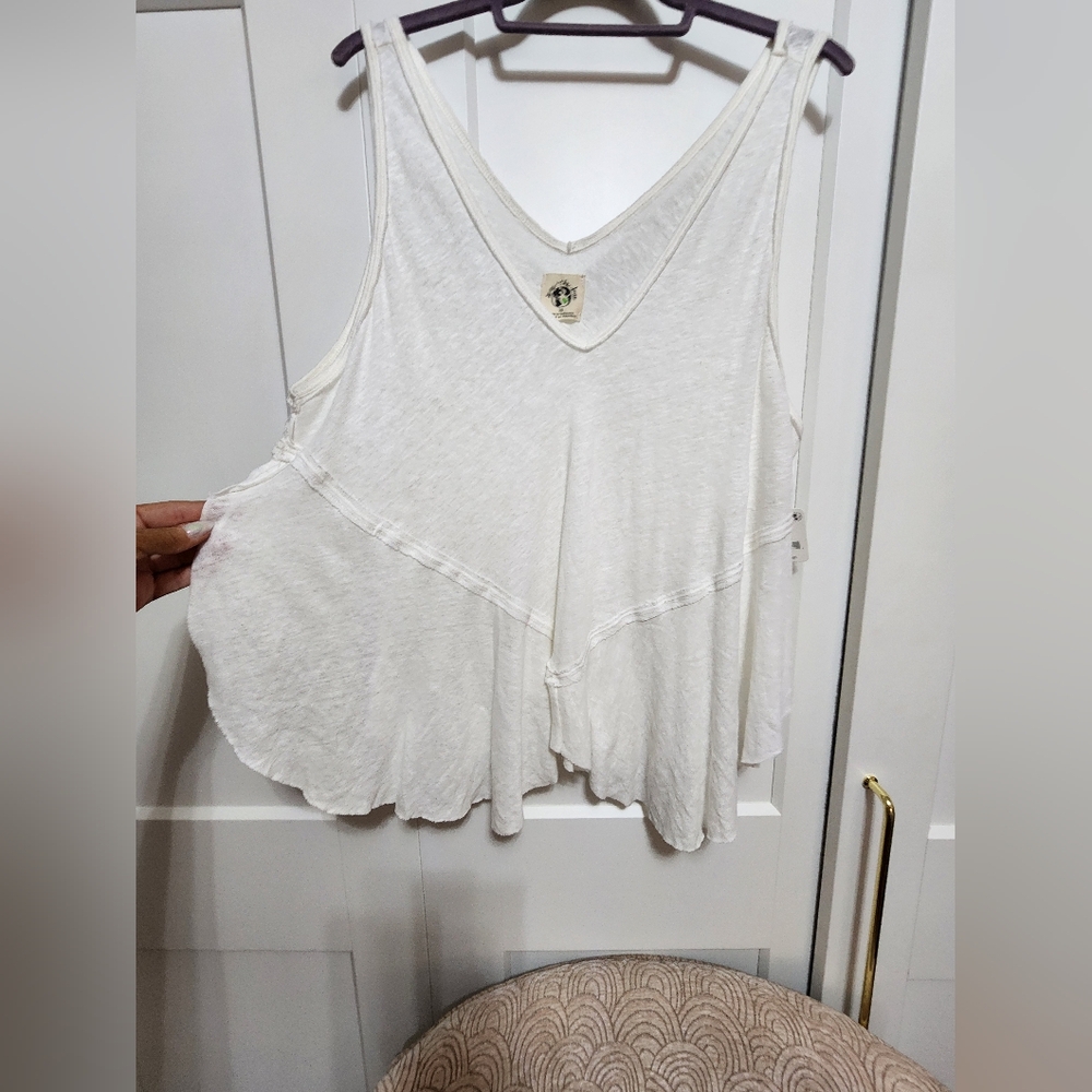 Free People Over-Sized White Sleeveless Tank Top